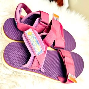 Colombia women sandals.